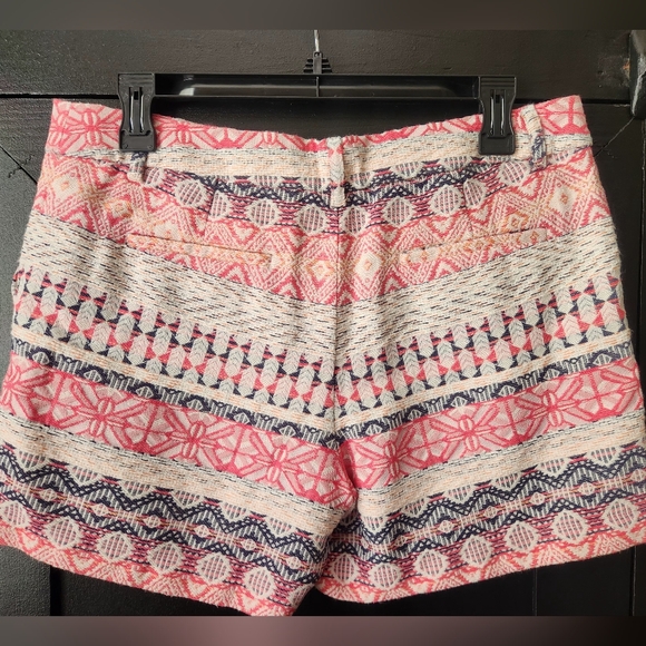 Women's Pink And Blue Patterned Shorts~size 8 - Picture 4 of 6